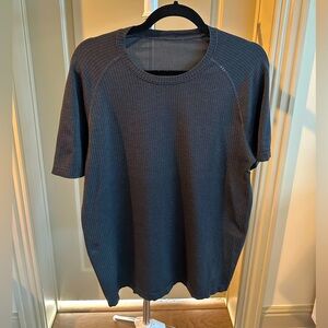 Metal Vent Tech Short-Sleeve Shirt (M)